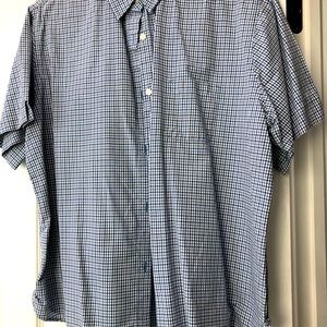 Short sleeve plaid blouse